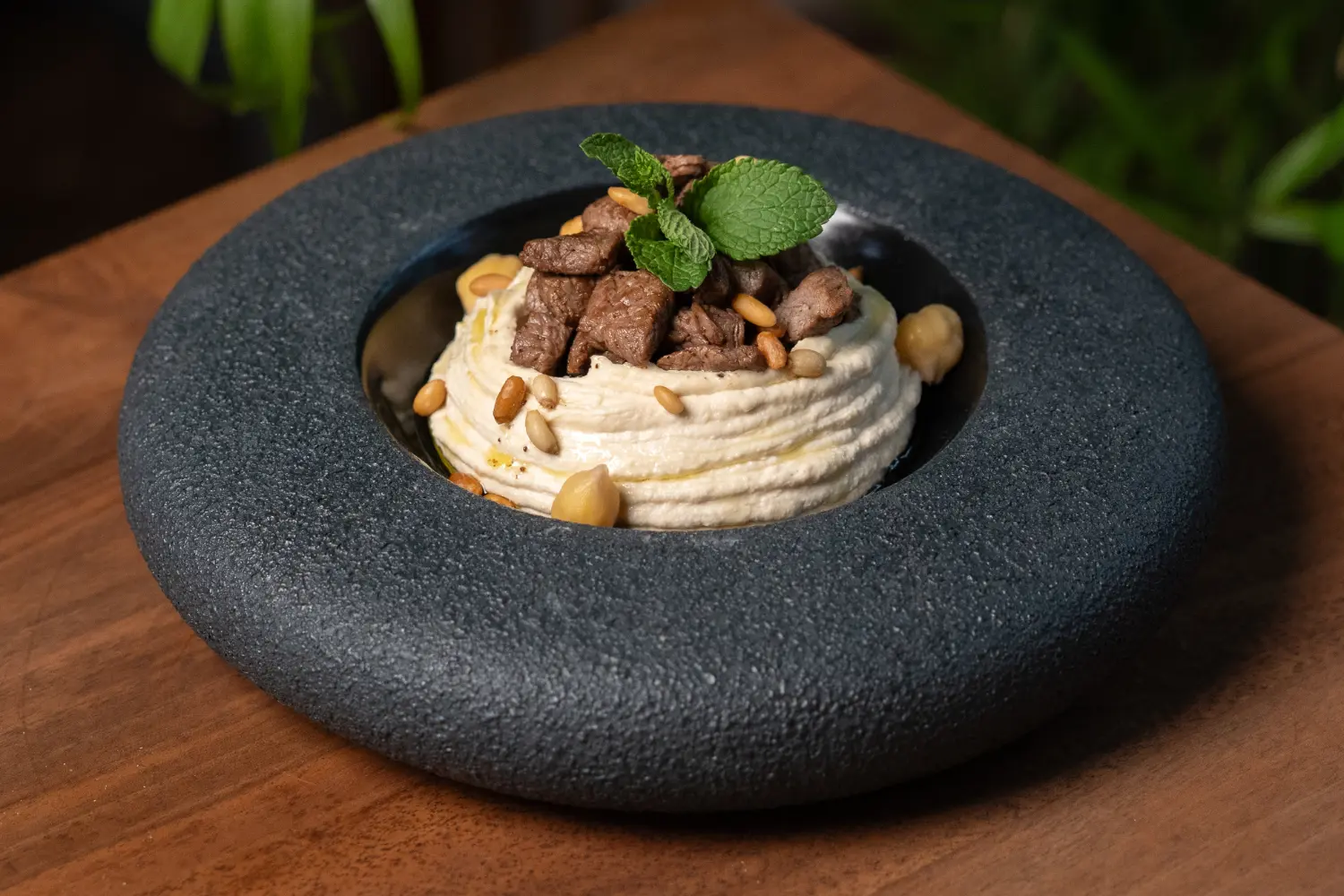 Homos Meat with Snoubar